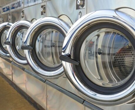 consumer-washers-image retail washers in a row